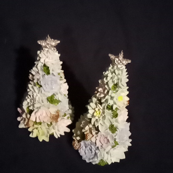 Set of 2 8in. Christmas Trees Pastel Flowers - Picture 2 of 3